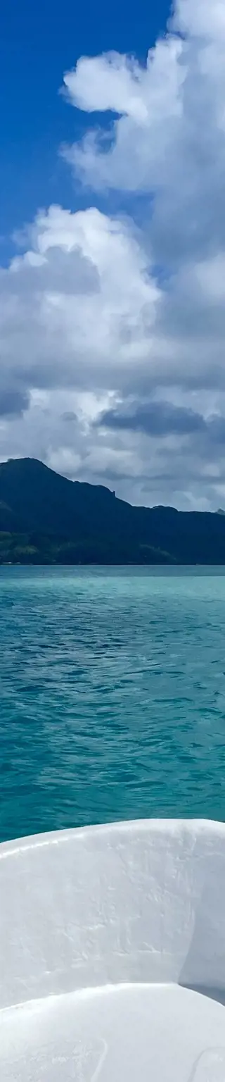 Erlebe Taha’a vom Wasser aus